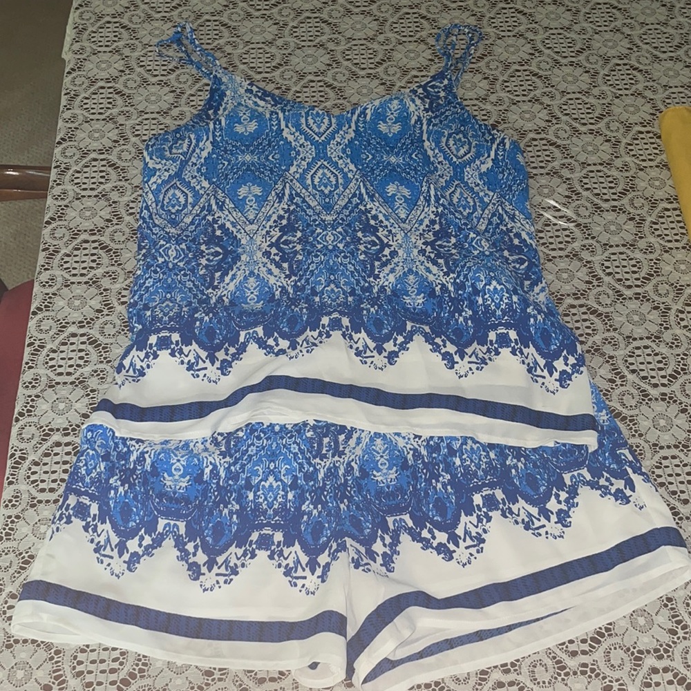 🌼 5 for $30 🌼 - Skies Are Blue Tank and Short Set